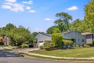 13 Forest Rd, Maplewood, NJ 07040 - Photo 3