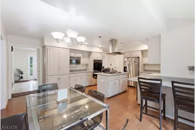 30 Willow Brook Ln, Clinton Township, NJ 08801 - Photo 15