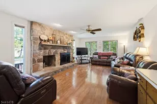 30 Willow Brook Ln, Clinton Township, NJ 08801 - Photo 19