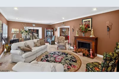 218 Maxwell Ave, Hightstown, NJ 08520 - Photo 7