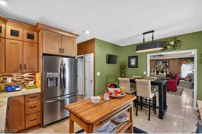 218 Maxwell Ave, Hightstown, NJ 08520 - Photo 11