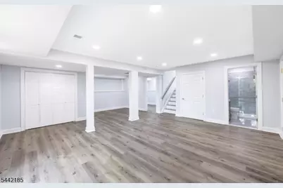 8 Sherwood Pl, Wharton, NJ 07885 - Photo 13