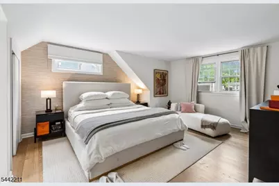 24 Iris Rd, Summit, NJ 07901 - Photo 19