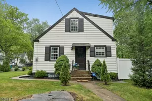 24 Iris Rd, Summit, NJ 07901 - Photo 33