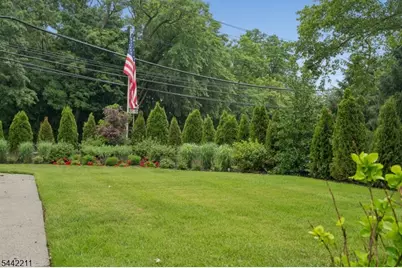 24 Iris Rd, Summit, NJ 07901 - Photo 37
