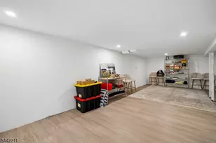 24 Iris Rd, Summit, NJ 07901 - Photo 25