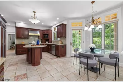 33 Fox Run, North Caldwell, NJ 07006 - Photo 13