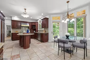 33 Fox Run, North Caldwell, NJ 07006 - Photo 13