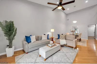 119 Choctaw Ridge Rd, Branchburg Township, NJ 08876 - Photo 11