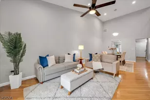 119 Choctaw Ridge Rd, Branchburg Township, NJ 08876 - Photo 11