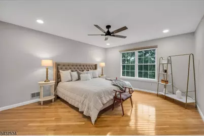 119 Choctaw Ridge Rd, Branchburg Township, NJ 08876 - Photo 15
