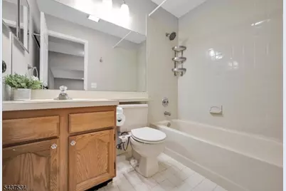 119 Choctaw Ridge Rd, Branchburg Township, NJ 08876 - Photo 25