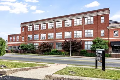 350 Scotland Rd #106, Orange, NJ 07050 - Photo 1