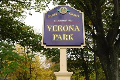 28 Wedgewood Dr #42, Verona, NJ 07044 - Photo 21