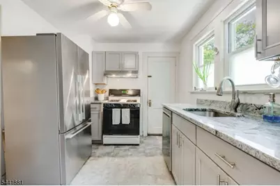 37 Fox Hill Rd, Denville, NJ 07834 - Photo 15