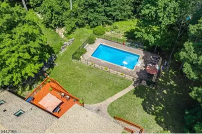166 Glenside Trl, Byram Township, NJ 07871 - Photo 41