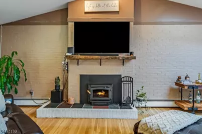166 Glenside Trl, Byram Township, NJ 07871 - Photo 7