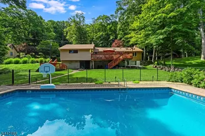 166 Glenside Trl, Byram Township, NJ 07871 - Photo 33