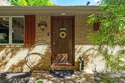 166 Glenside Trl, Byram Township, NJ 07871 - Photo 3