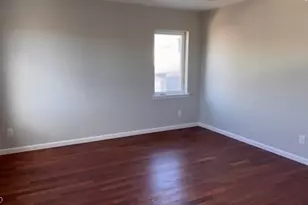562 N 11th St, Newark, NJ 07107 - Photo 9