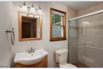 200 Hockenbury Rd, Hillsborough Township, NJ 08844 - Photo 23