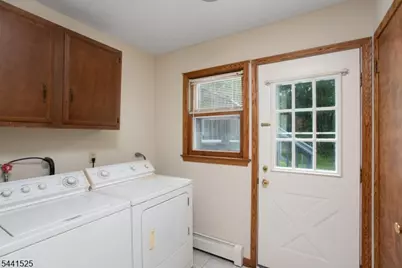 200 Hockenbury Rd, Hillsborough Township, NJ 08844 - Photo 19