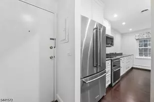 364 E Ridgewood Ave, Ridgewood, NJ 07508 - Photo 5