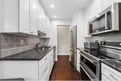 364 East Ridgewood Ave #3, Ridgewood, NJ 07508 - Photo 7