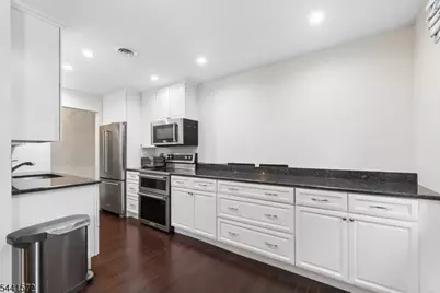 364 East Ridgewood Ave #3, Ridgewood, NJ 07508 - Photo 9