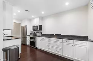 364 E Ridgewood Ave, Ridgewood, NJ 07508 - Photo 9