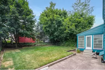 15 Pierson St, Bloomfield, NJ 07003 - Photo 43
