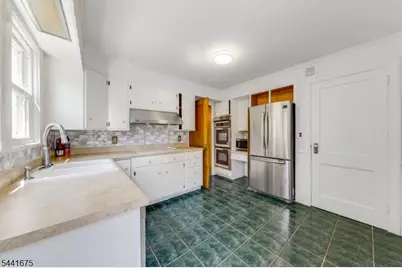 15 Pierson St, Bloomfield, NJ 07003 - Photo 17