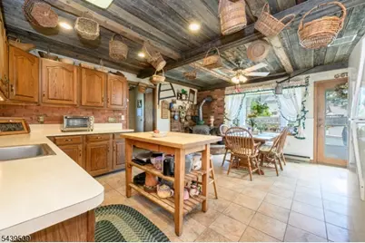 202 Grove St, North Plainfield, NJ 07060 - Photo 9