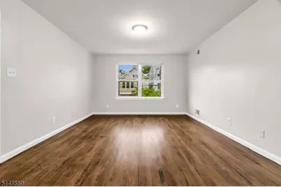 285 S 6th St, Newark, NJ 07103 - Photo 9