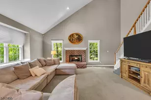 8 Steeplechase Ln, Franklin Township, NJ 08802 - Photo 7