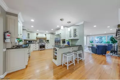 38 Hilltop Ter, Chatham Township, NJ 07928 - Photo 17