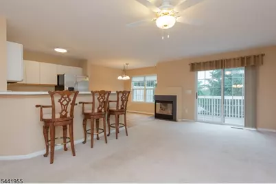 2404 Vantage Ct, Denville, NJ 07834 - Photo 5