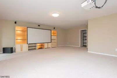 2404 Vantage Ct, Denville, NJ 07834 - Photo 15
