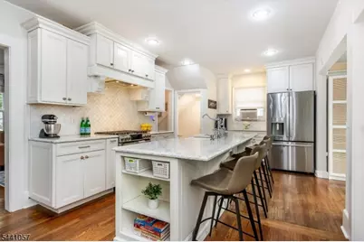 19 Forest Ave, Verona, NJ 07044 - Photo 11