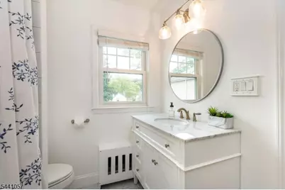 19 Forest Ave, Verona, NJ 07044 - Photo 19