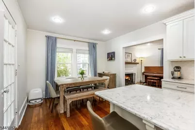 19 Forest Ave, Verona, NJ 07044 - Photo 9
