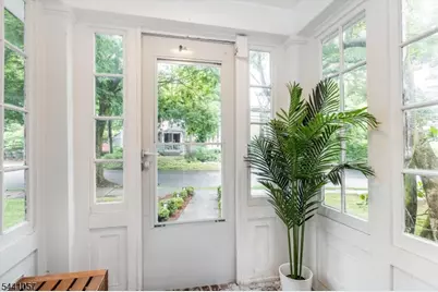 19 Forest Ave, Verona, NJ 07044 - Photo 3