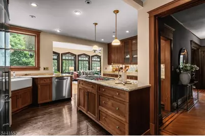 3 Overlook Ave, West Orange Township, NJ 07052 - Photo 11