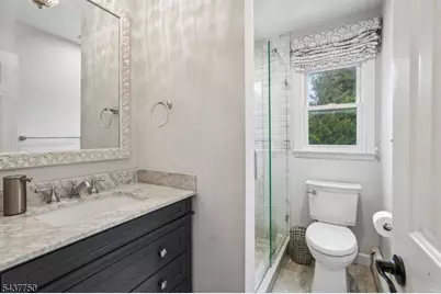 1 York Pl, North Caldwell, NJ 07006 - Photo 21