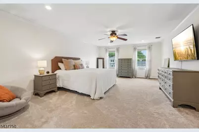 1 York Pl, North Caldwell, NJ 07006 - Photo 31
