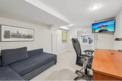 1 York Pl, North Caldwell, NJ 07006 - Photo 41