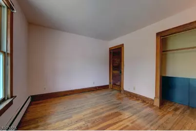 8 Brian Ct, Pequannock Township, NJ 07440 - Photo 17