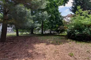 8 Brian Ct, Pequannock Township, NJ 07440 - Photo 27