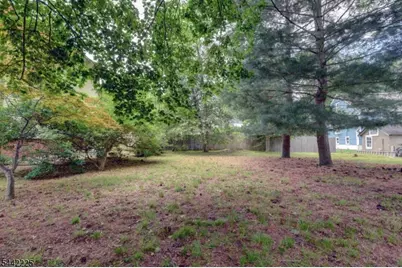8 Brian Ct, Pequannock Township, NJ 07440 - Photo 31