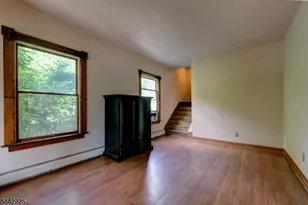 8 Brian Ct, Pequannock Township, NJ 07440 - Photo 11
